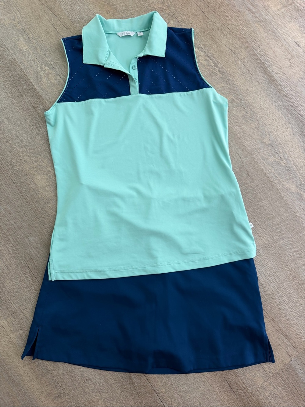 Lady Hagen outfit